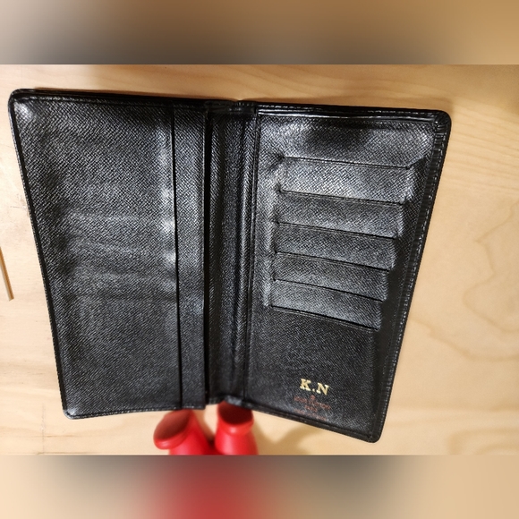 Authentic Louis Vuitton Wallets - Picture 9 of 16